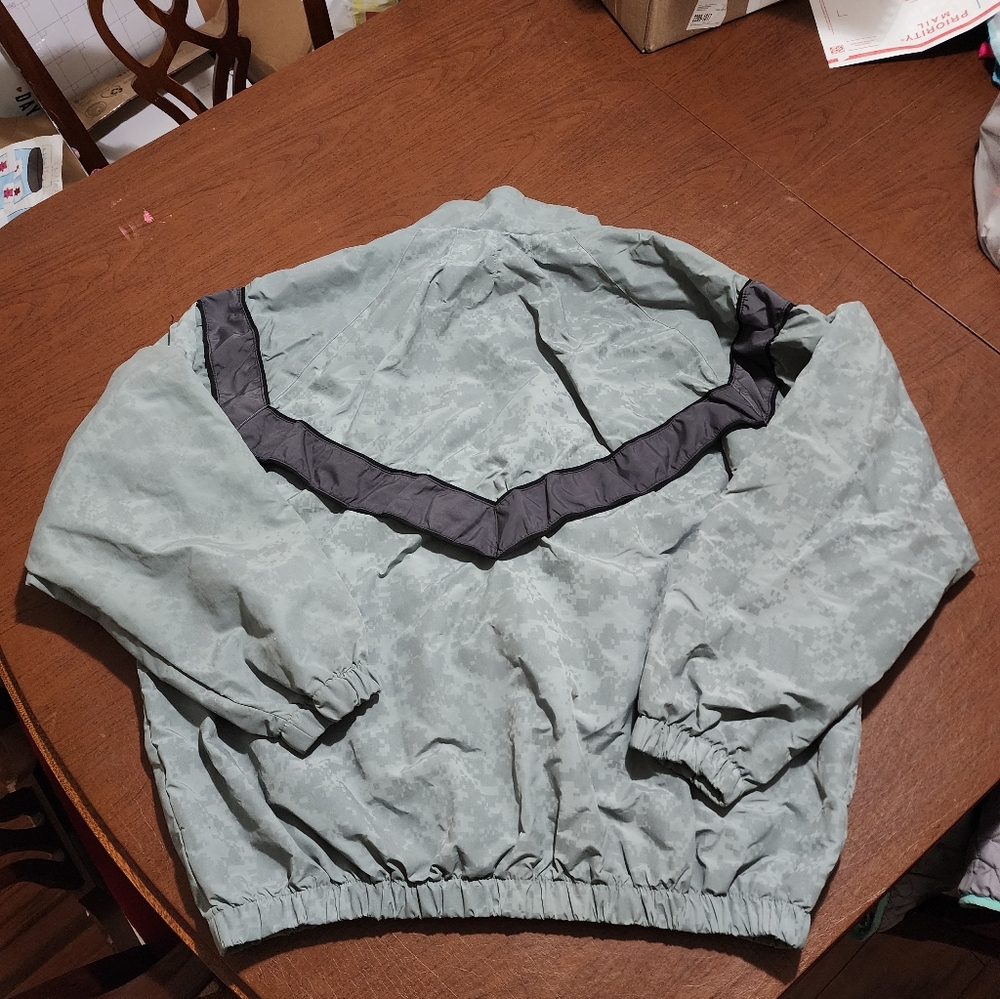 NWOT ... U.S. Army Gray and Black Jacket - Picture 7 of 8